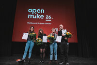 Yade Yasemin Önder, Kyrill Constantinides Tank, Lara Rüter und Caren Jeß gewinnen den 26. open mike – Wettbewerb für junge Literatur